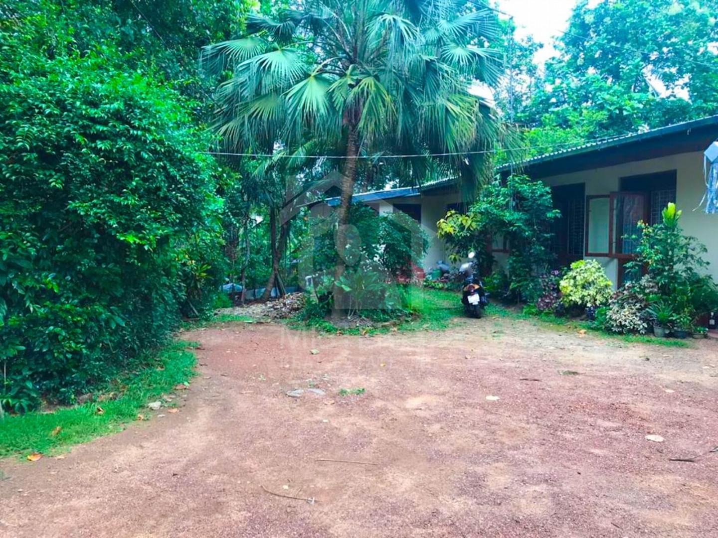 Land with House for Sale in Maharagama- image 1