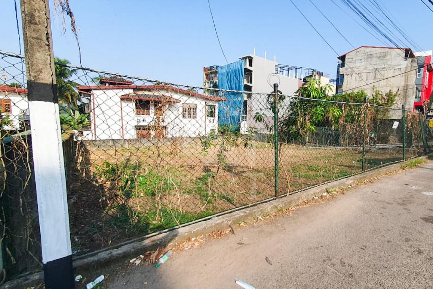 Commercial Land for Rent in Malabe- image 1