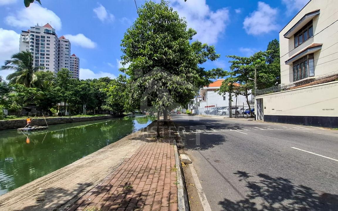 Land for Sale Lake Drive Rajagiriya - image 1