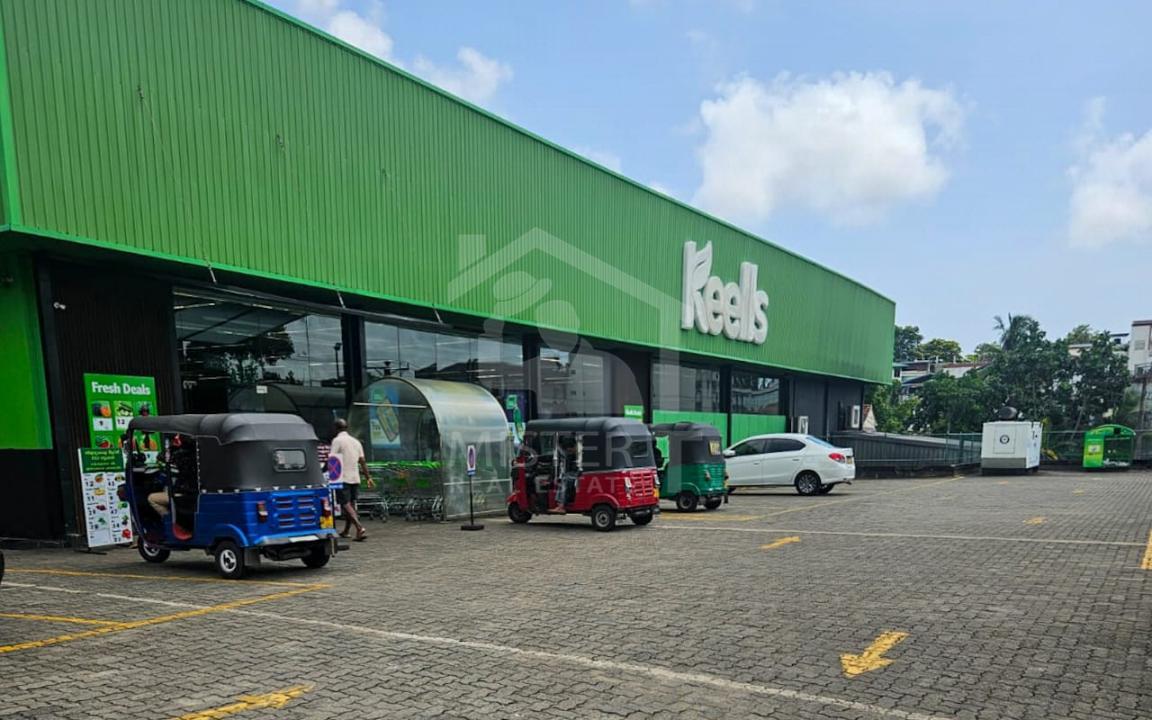 Commercial Land for Sale in Pita Kotta...