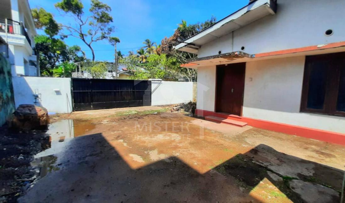 Land For Sale In Modara- image 3