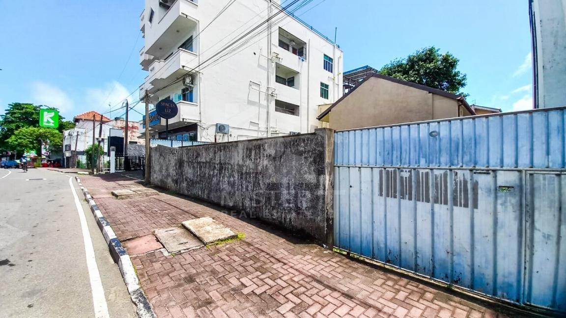 Land for Sale in Colombo 05- image 3