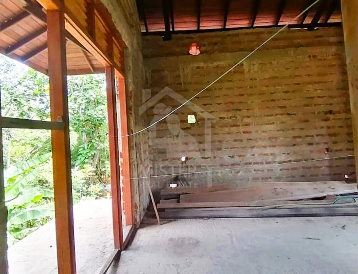 Land with House for Sale in Aluthgama- image 4