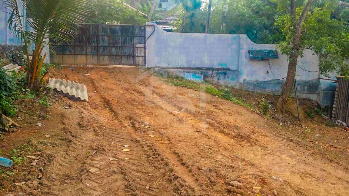 Land for Sale in Pelawatta- image 1