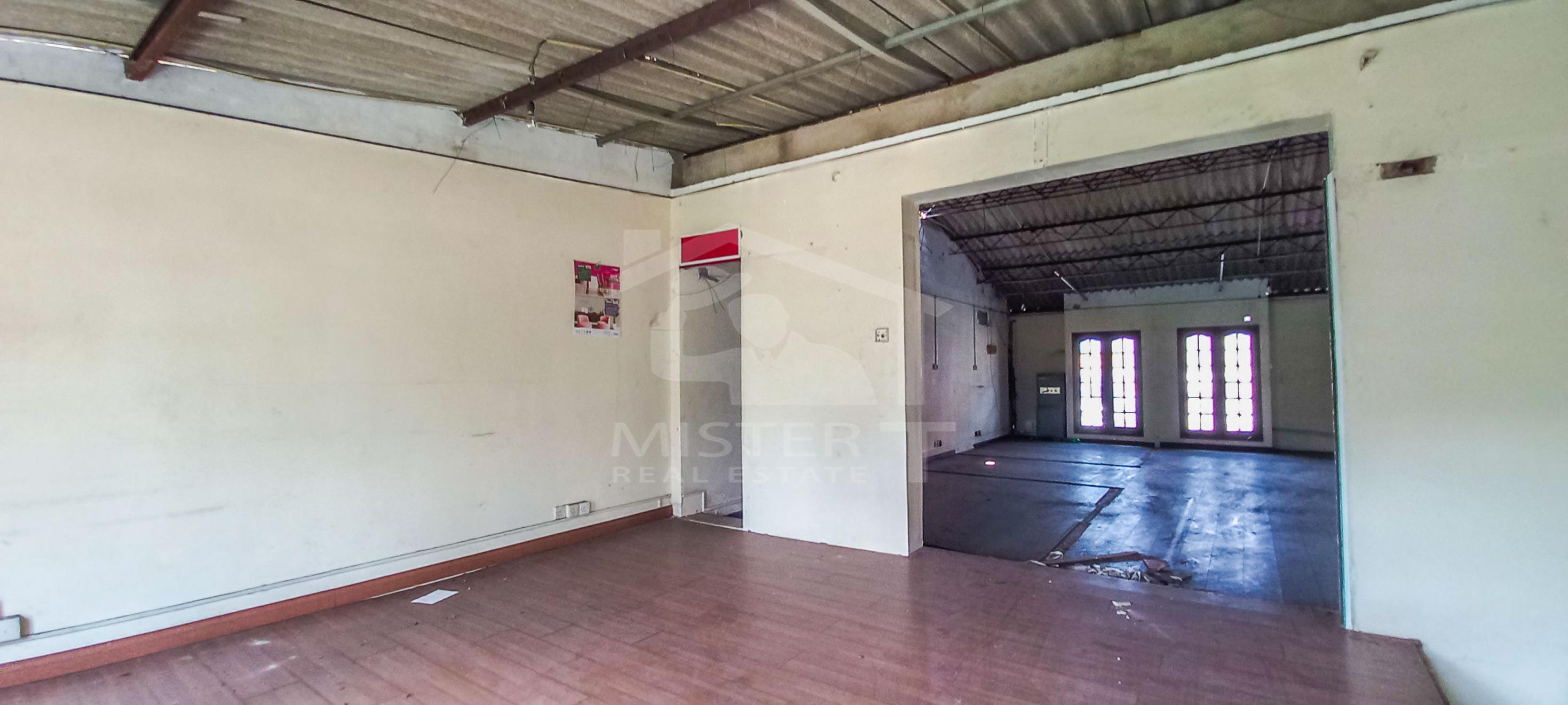 Land for Sale in Colombo 05 - image 1