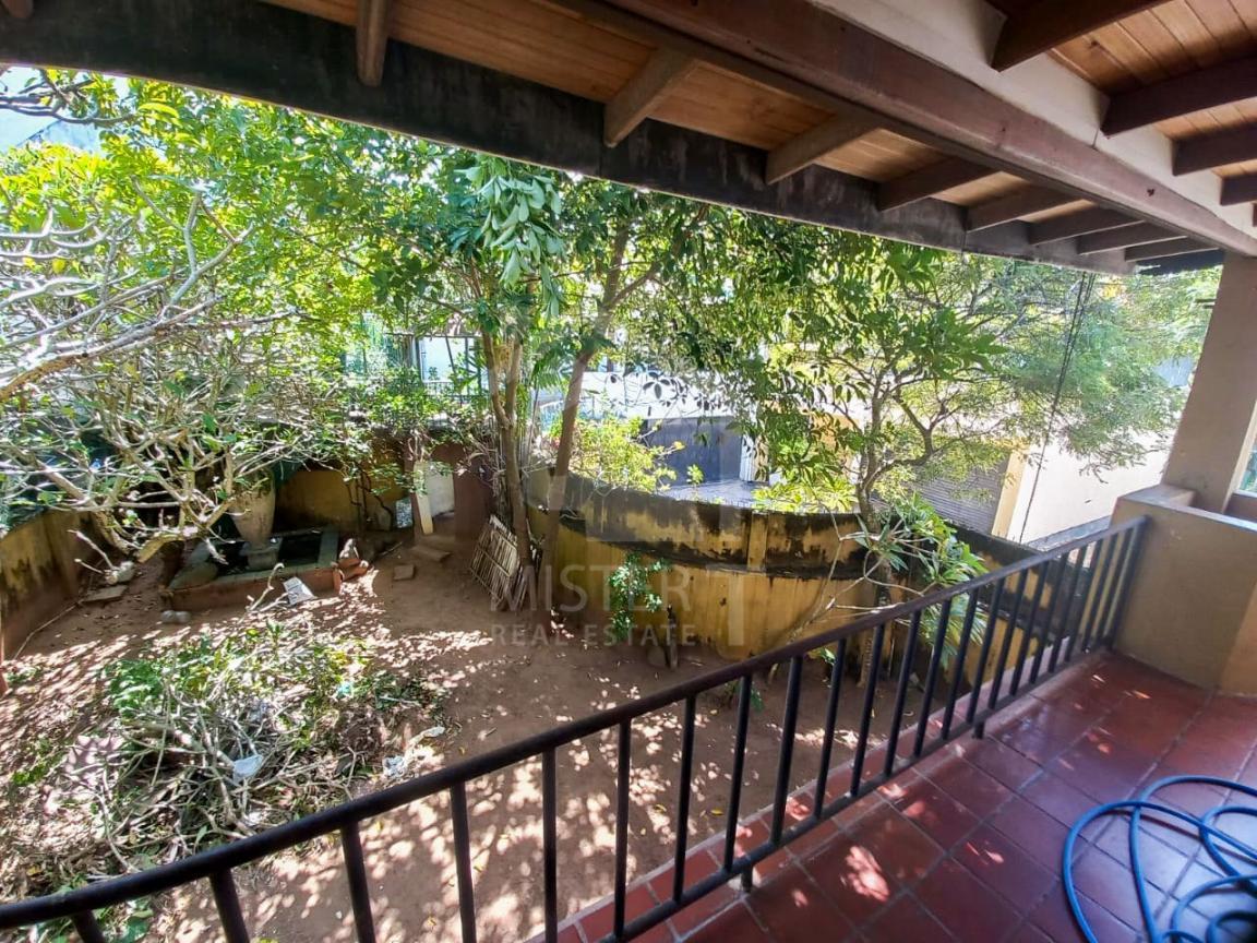 Land with a House for Sale - image 4