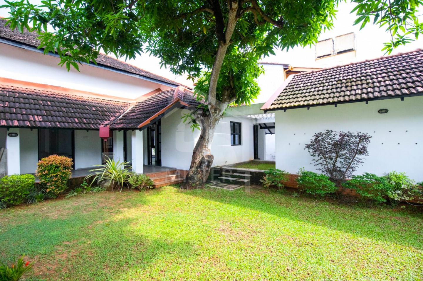 House for Rent in Colombo 05- image 10