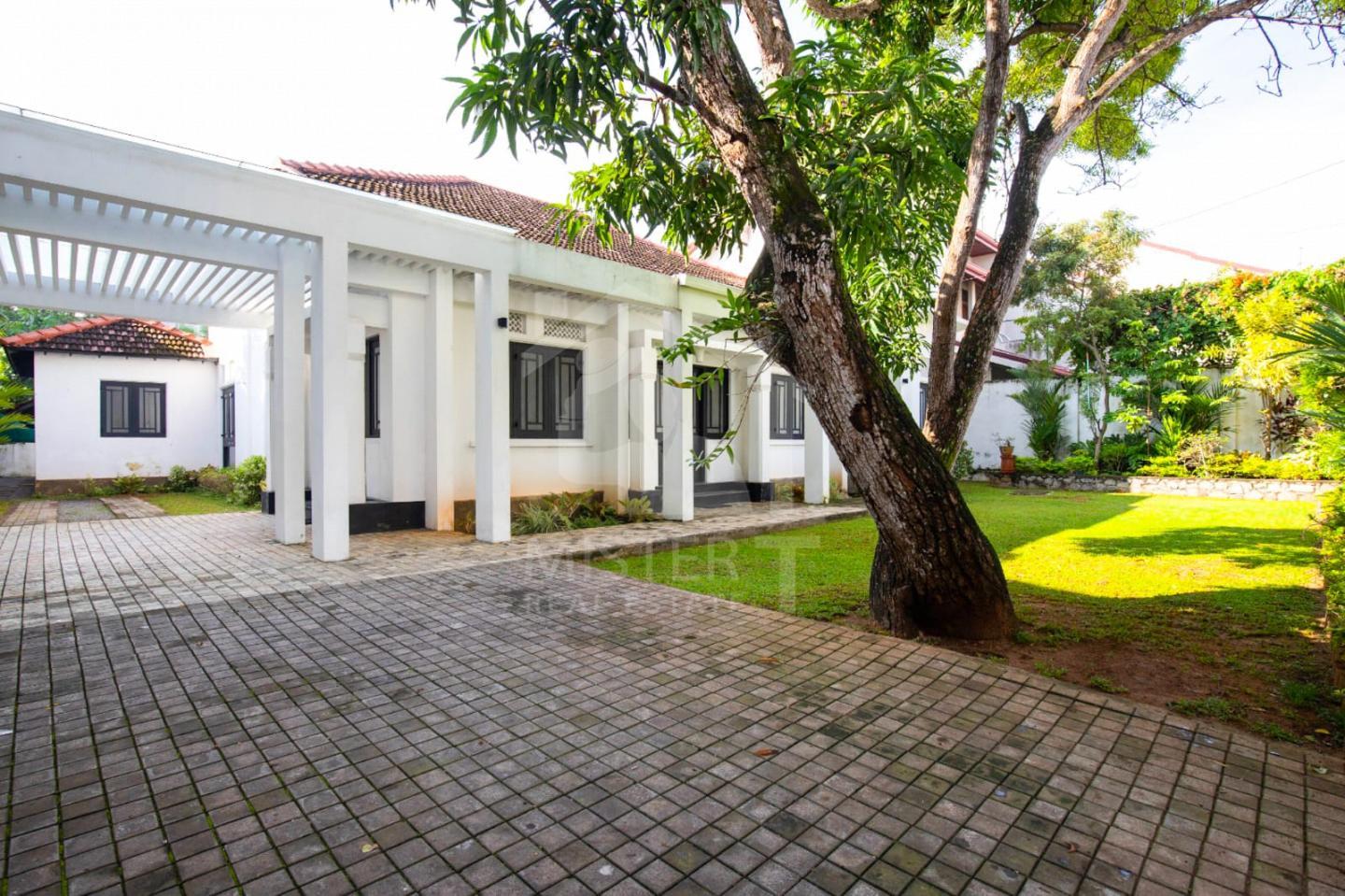 House for Rent in Colombo 05- image 1