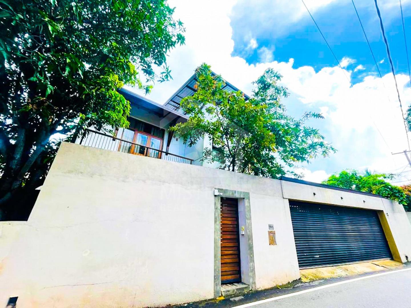 Luxury House for Rent in Nugegoda- image 1