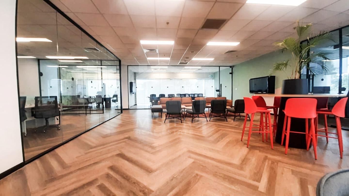 Luxury Office Space for Rent in Colombo 08- image 1