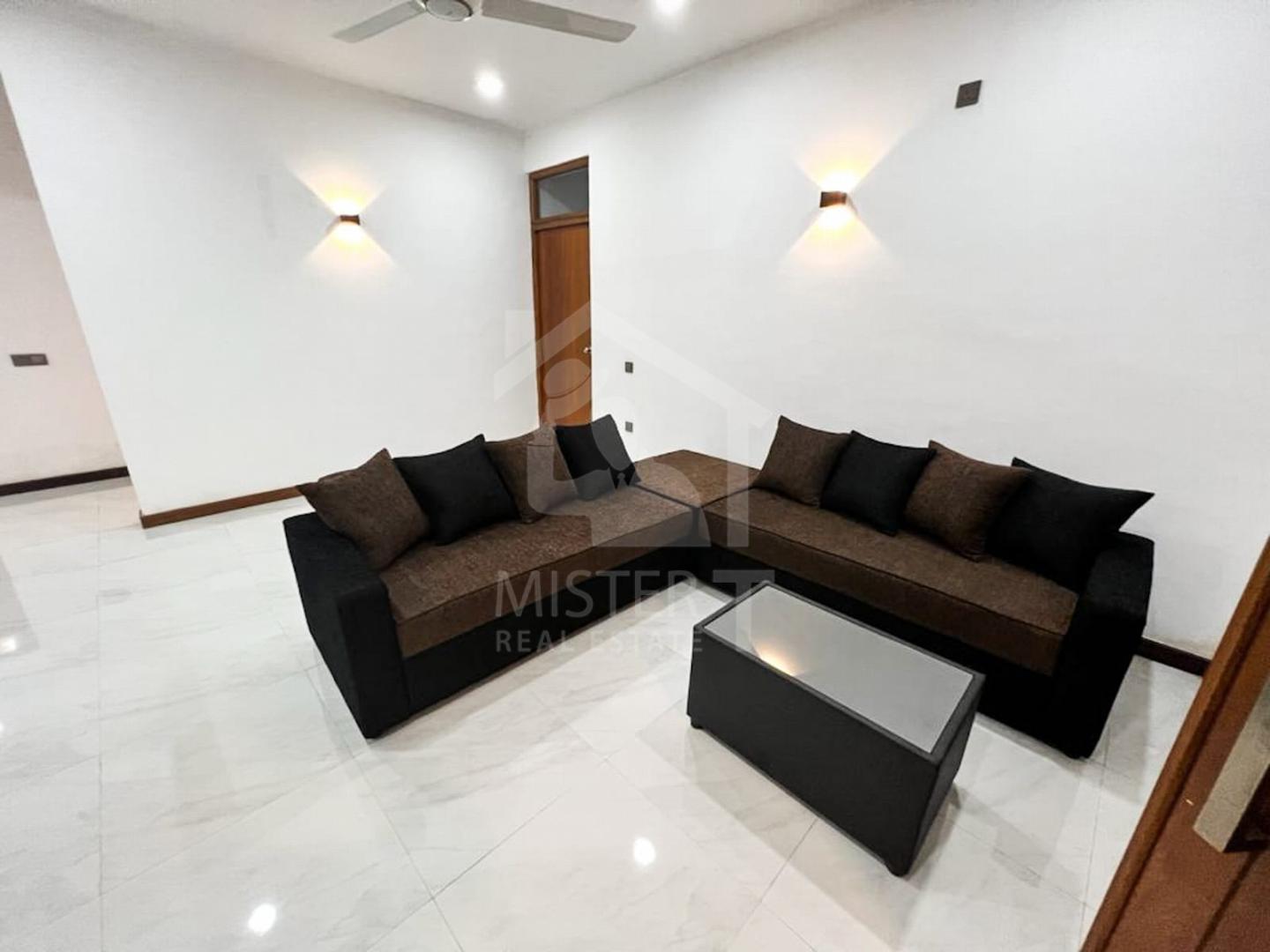 Private Apartment for Rent at Ratmalana- image 1