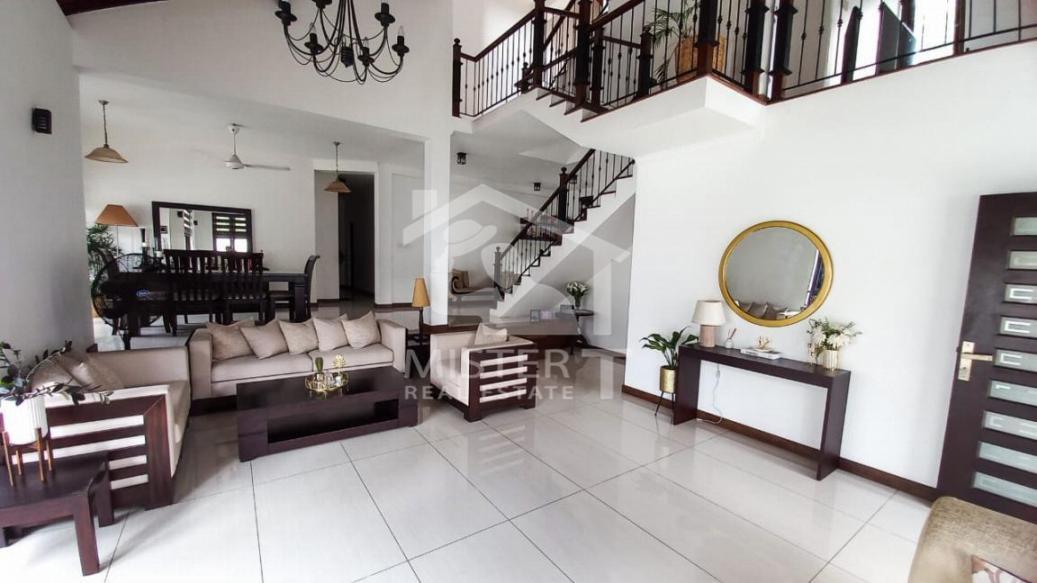 House for Rent in Mount Lavinia- image 1