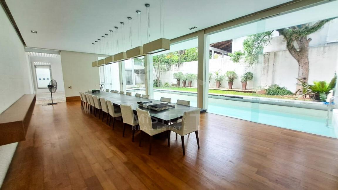 Commercial Building for Rent in Colombo 03- image 1