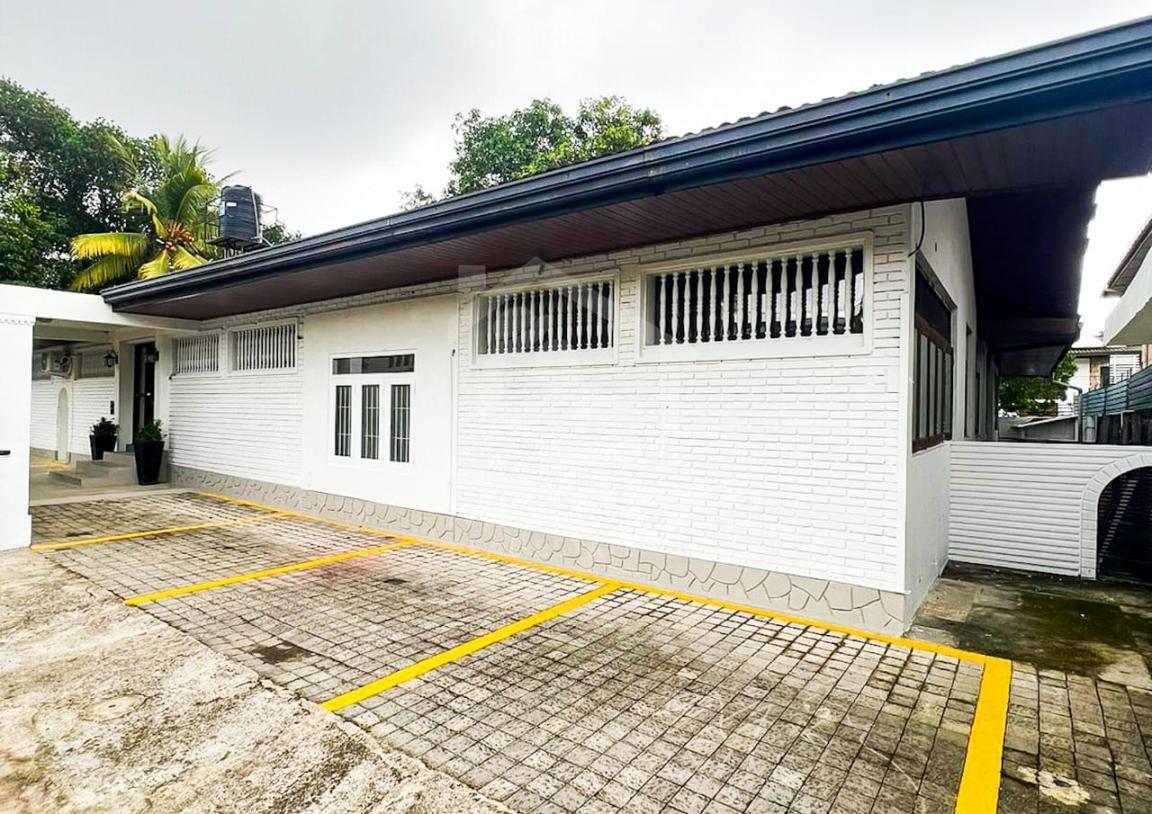 Co-Working Space for Rent in Nawala- image 1