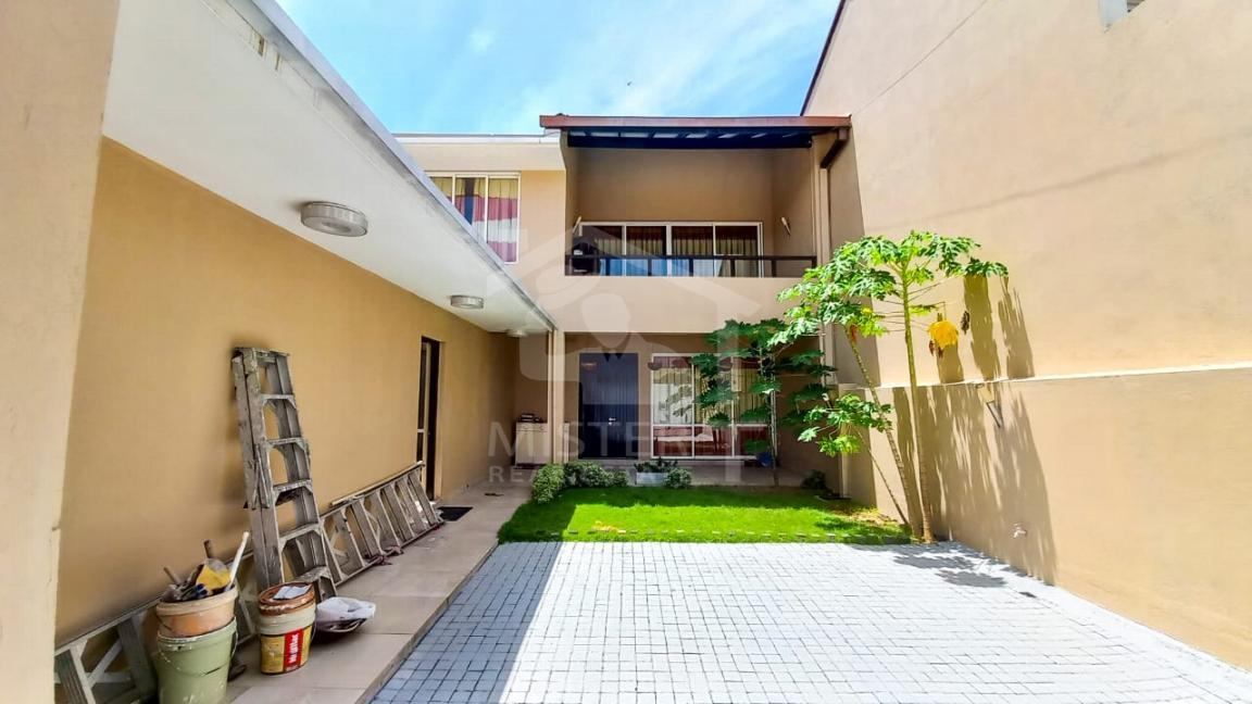 House for Rent in Mount Lavinia- image 1