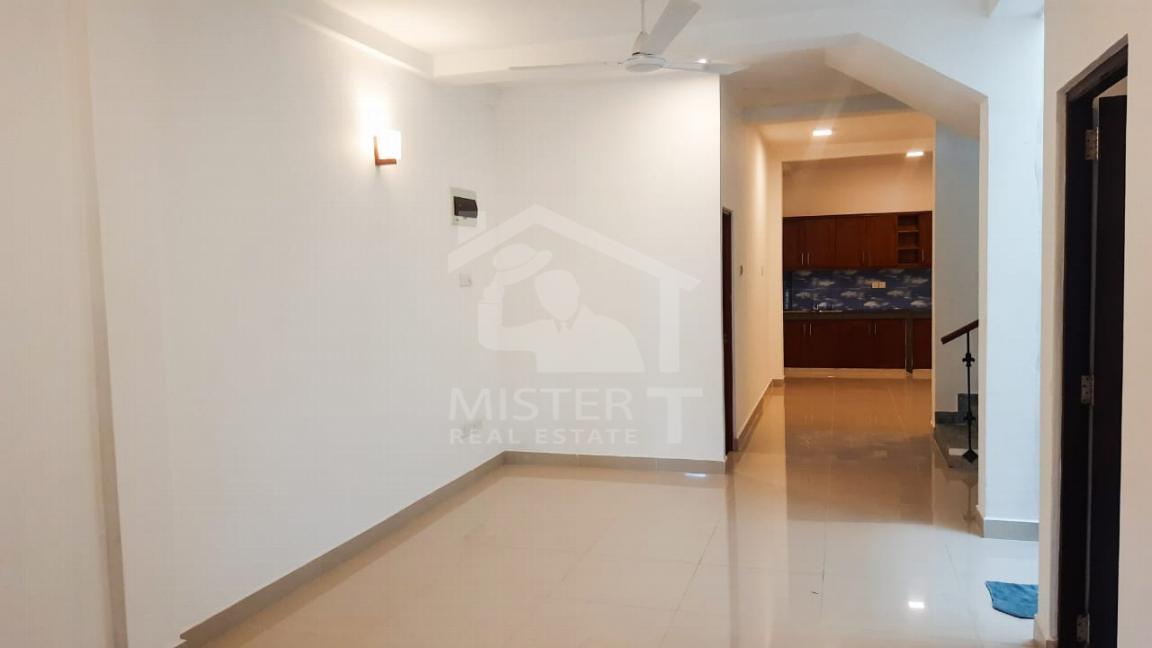 House for Rent in Nugegoda- image 1