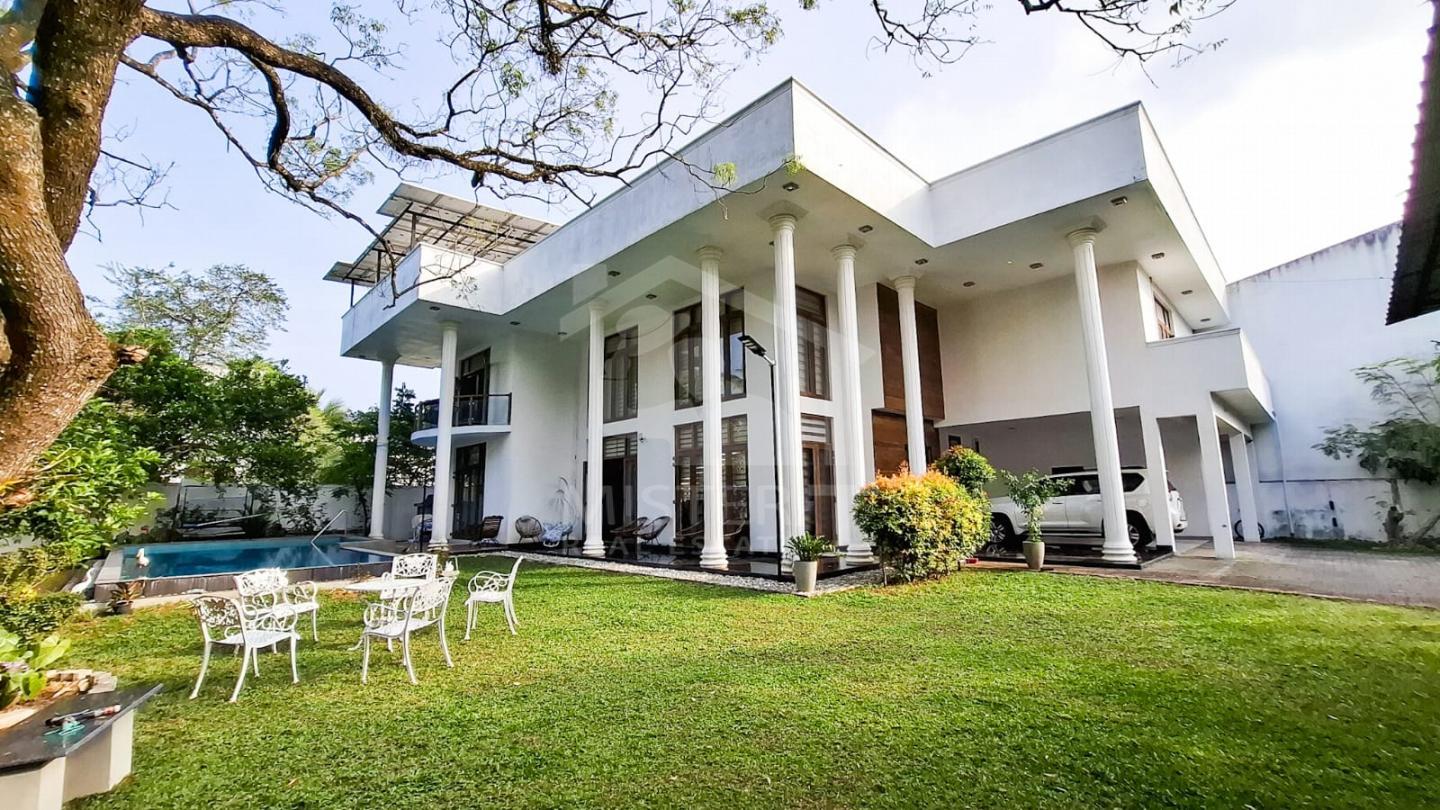 Luxury House for Rent at Kotte- image 1