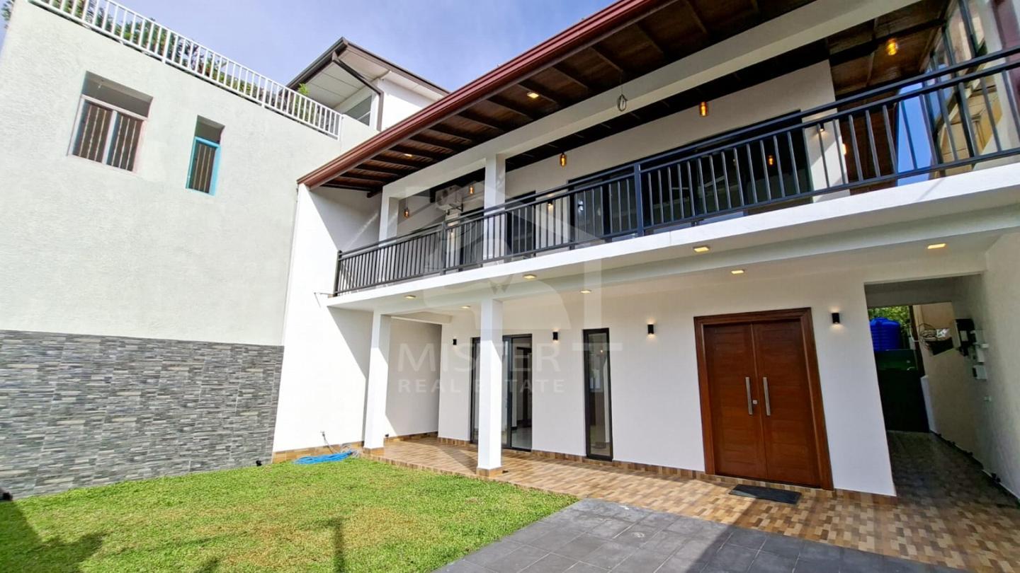 House for Rent in Mount Lavinia- image 1