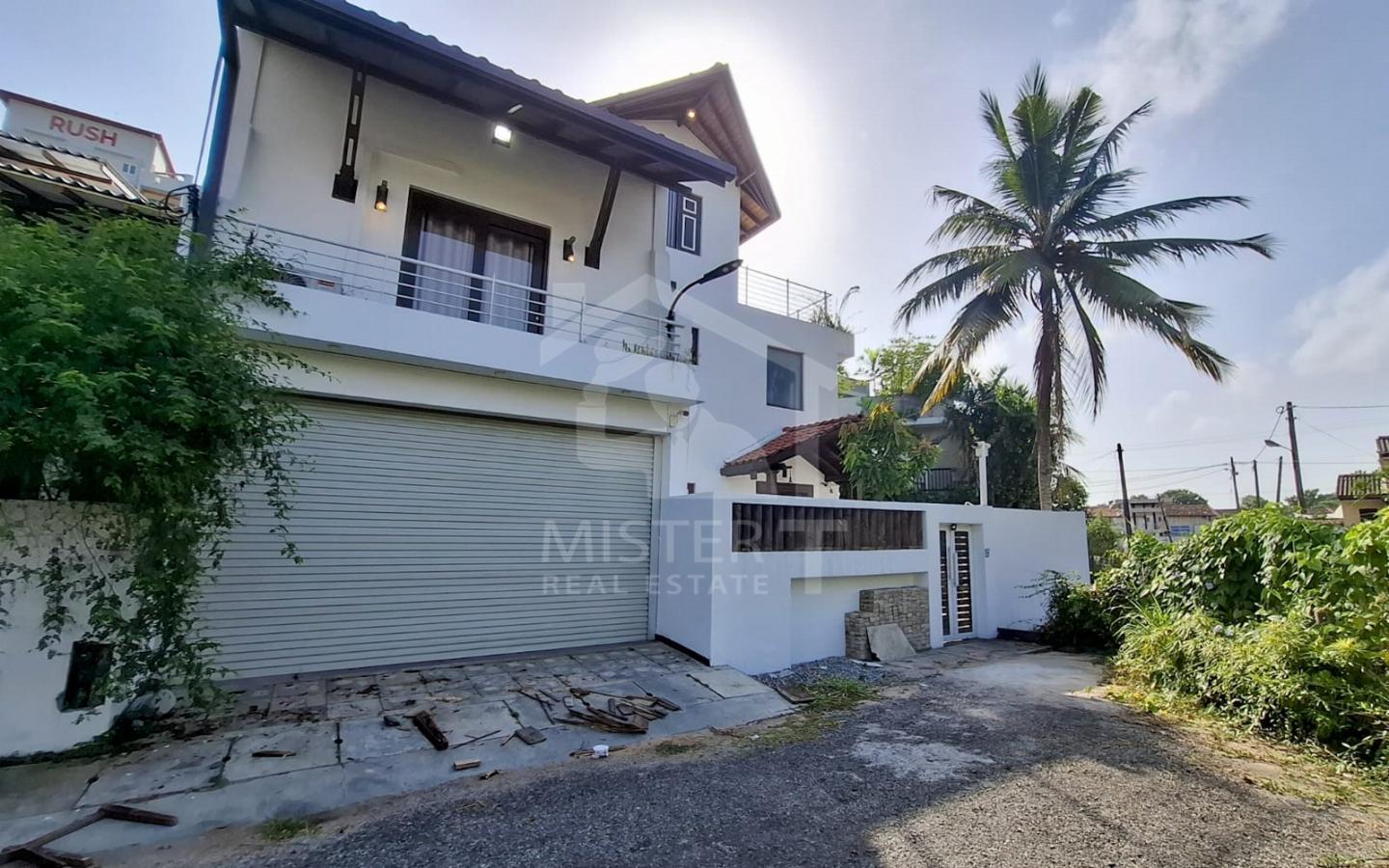 House For Rent in Mount Lavinia- image 1