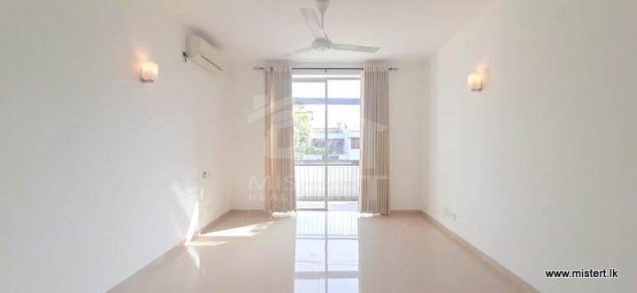 Private Apartment for Rent in Colombo 05- image 2