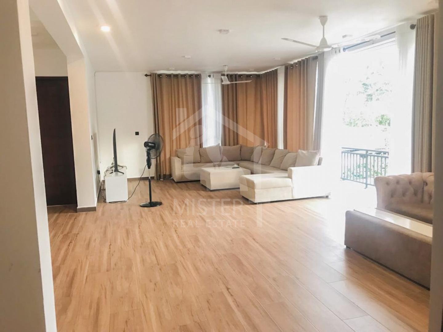 Luxury House for Rent in Pelawatta- image 2