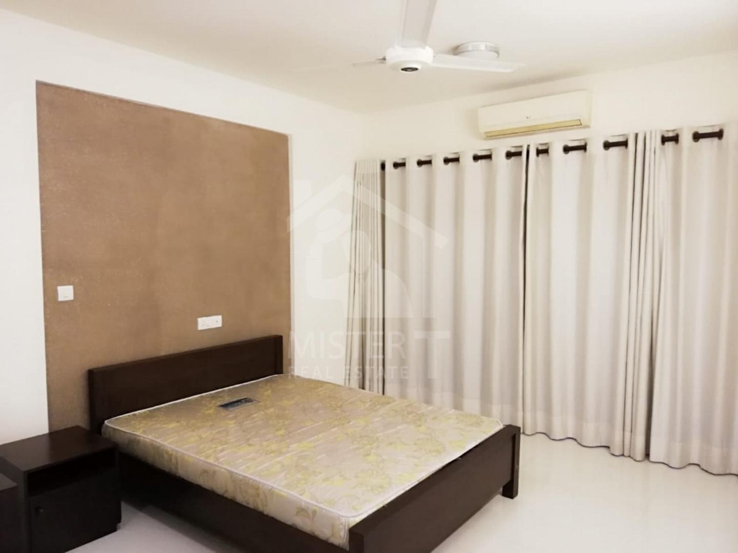 Apartment For Rent at Iconic - image 2