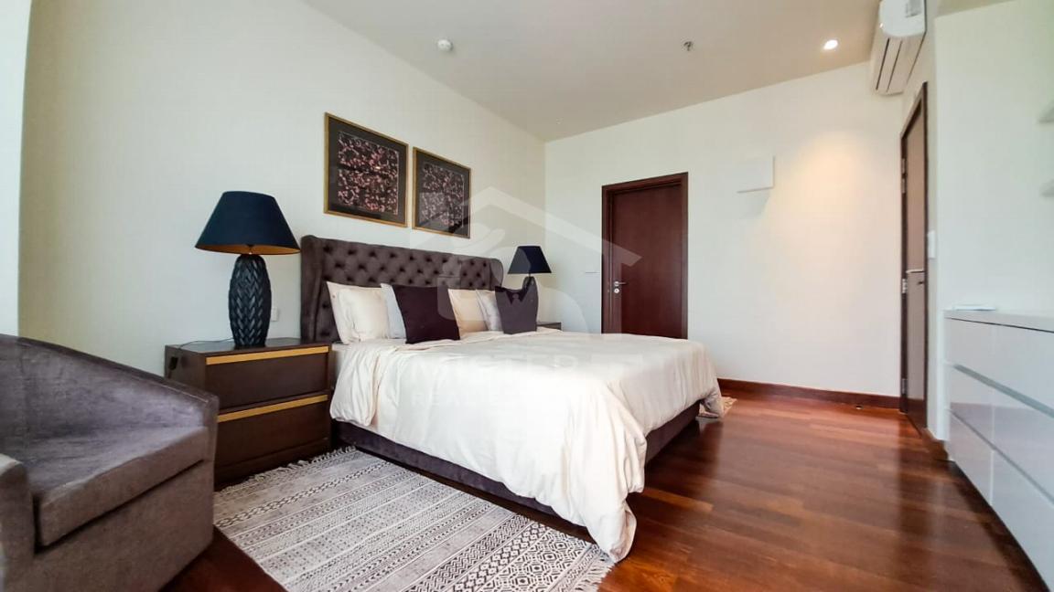 Apartment for Rent at Cinnamon Life, Colombo 02- image 2