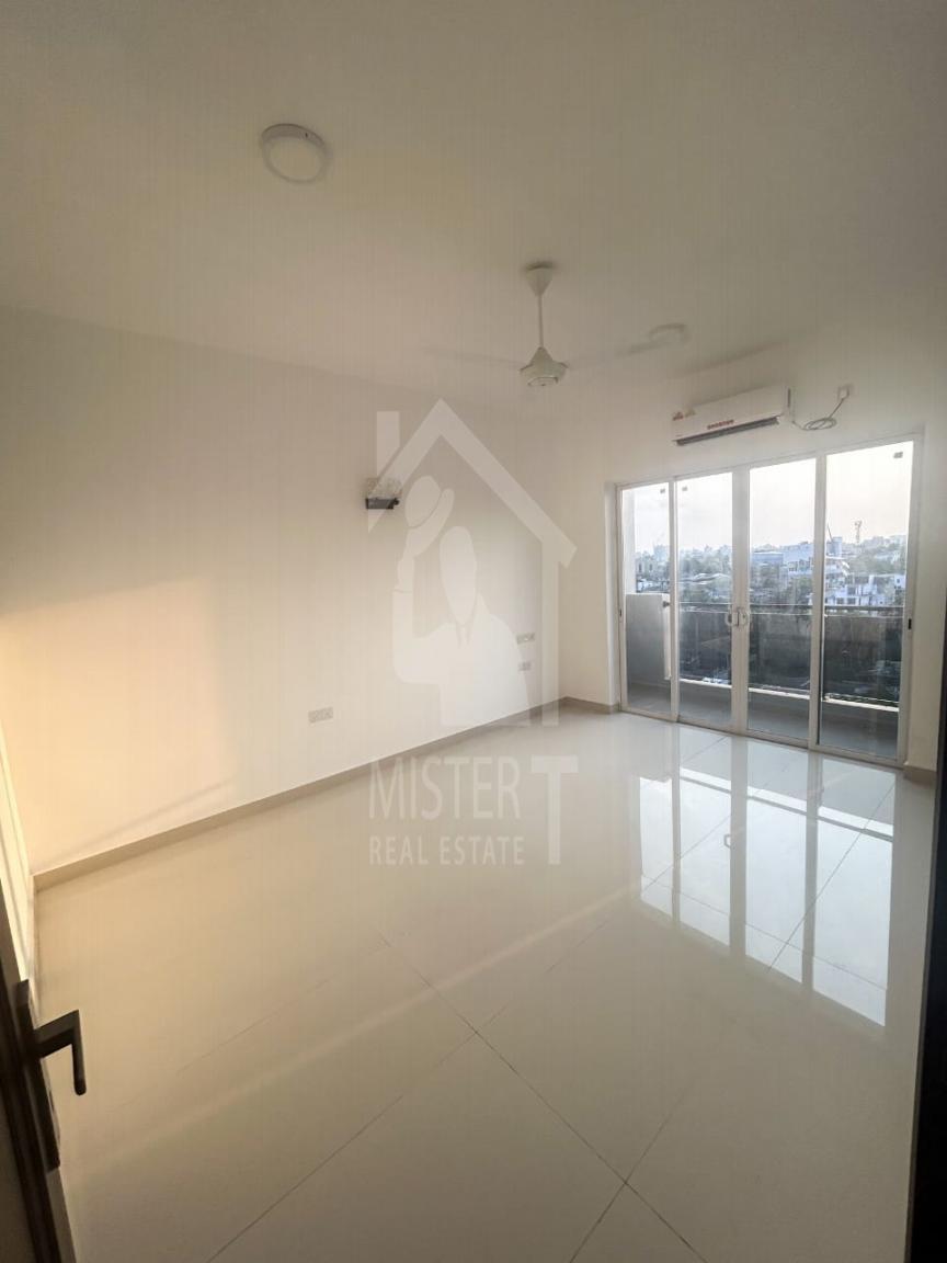 Apartment for Rent at Blue Ocean, Colombo 05- image 2