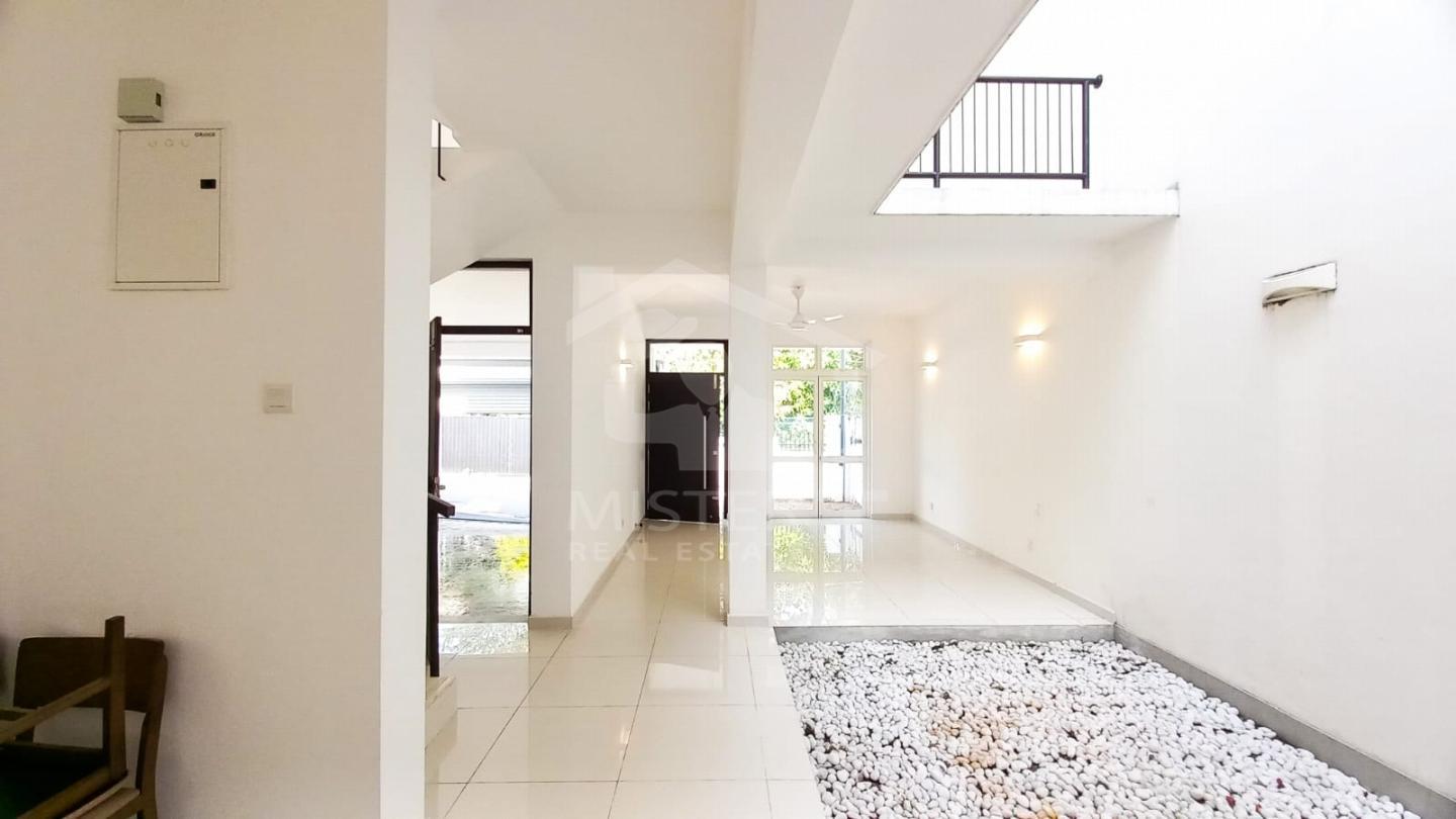 House for Rent in Thalawathugoda - image 2