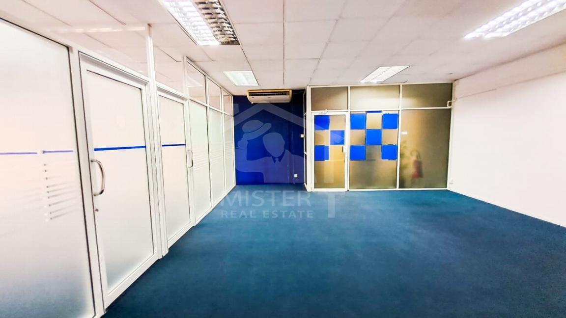 Commercial Property for Rent in Colombo 02- image 2