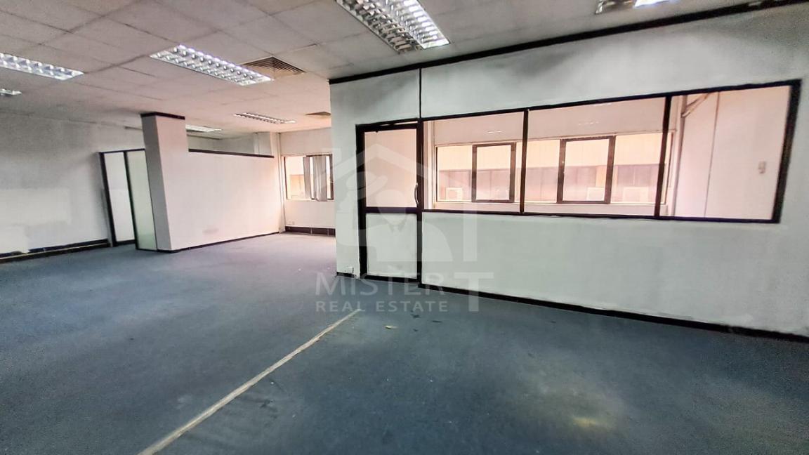 Commercial Property for Rent in Colombo 02 - image 2