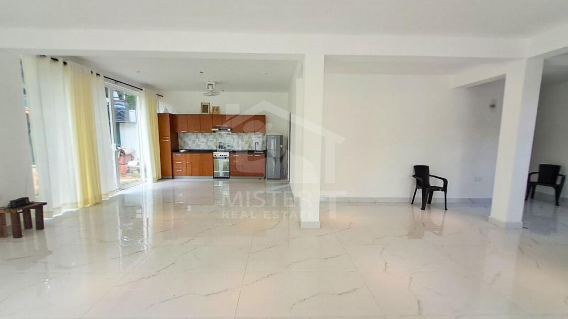 House for Rent in Battaramulla- image 2