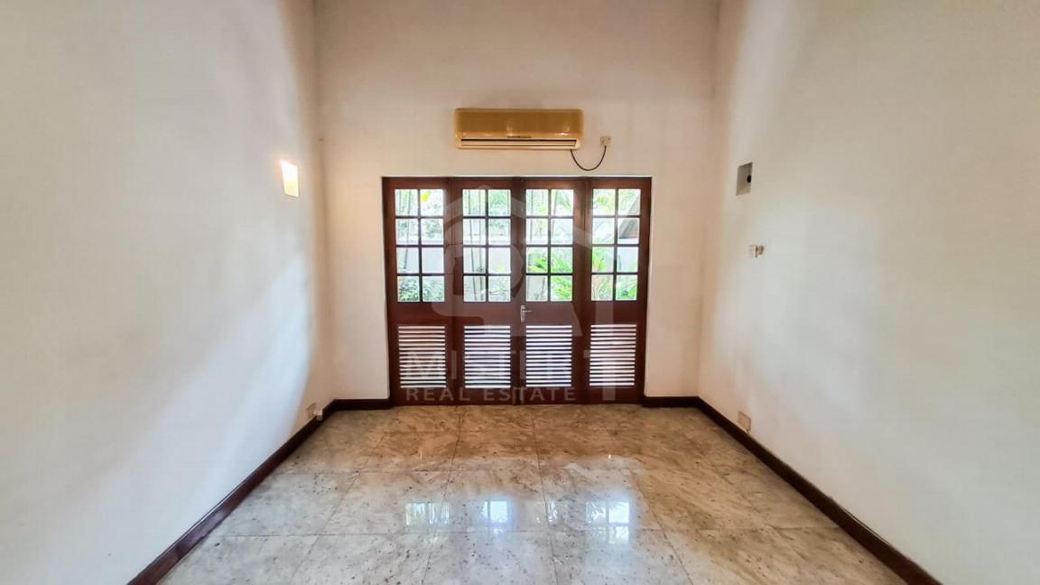 House for Rent in Colombo 03- image 2