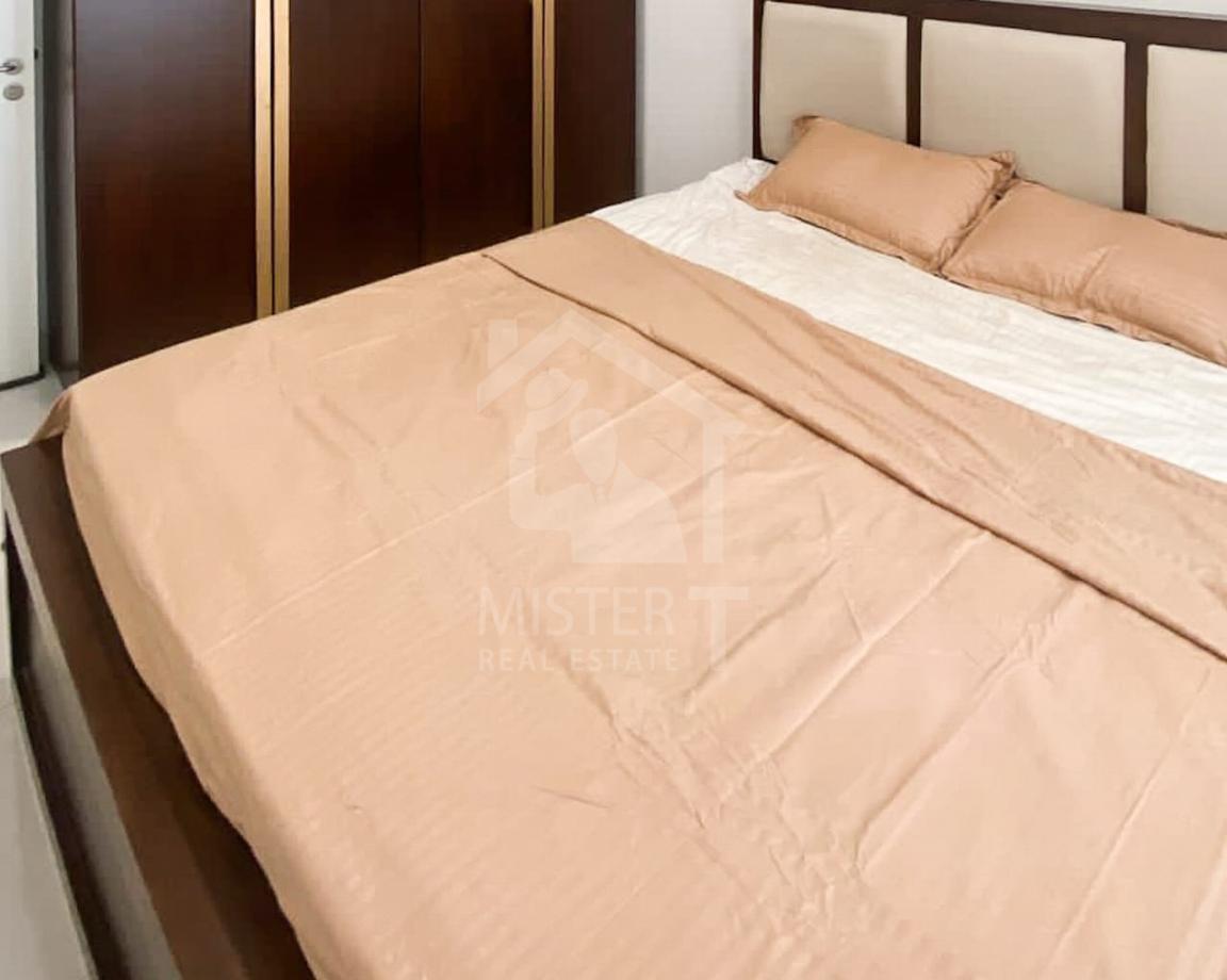 Apartment for Rent at Fairway Urban Homes - image 2