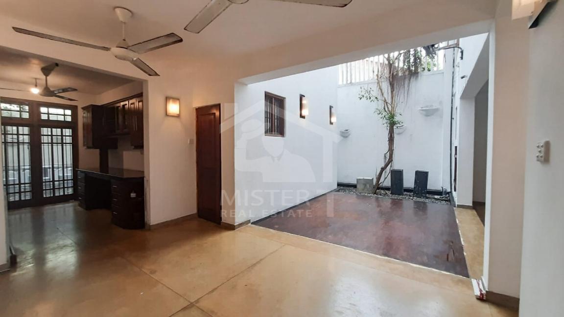 House for Rent in Kalubowila - image 2