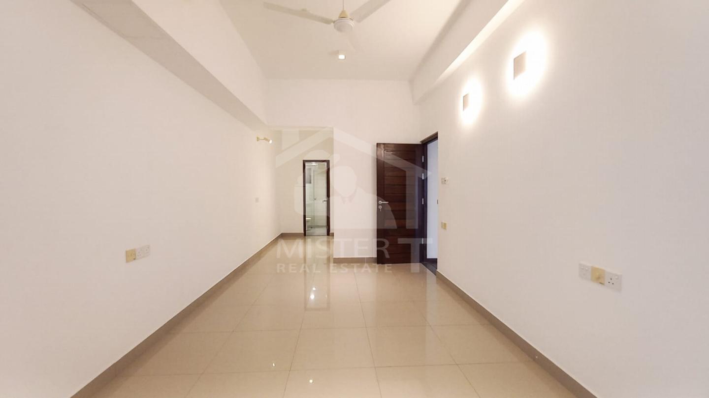 Apartment for Rent at The Heights, Colombo 05- image 2