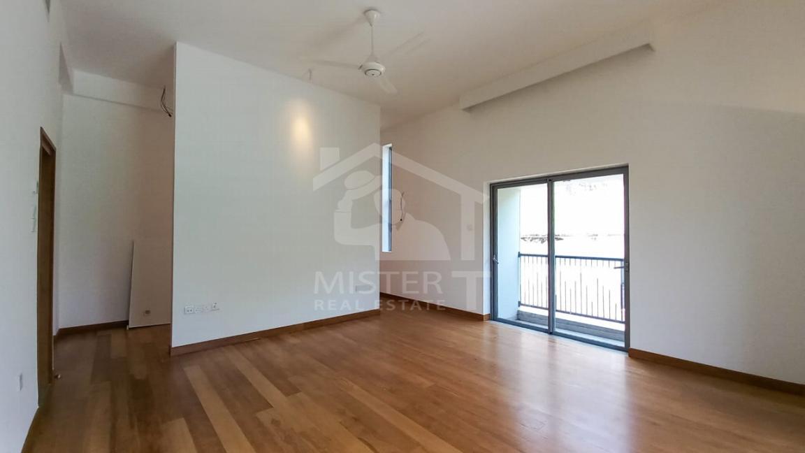 Private Apartment for Rent in Colombo 07- image 2