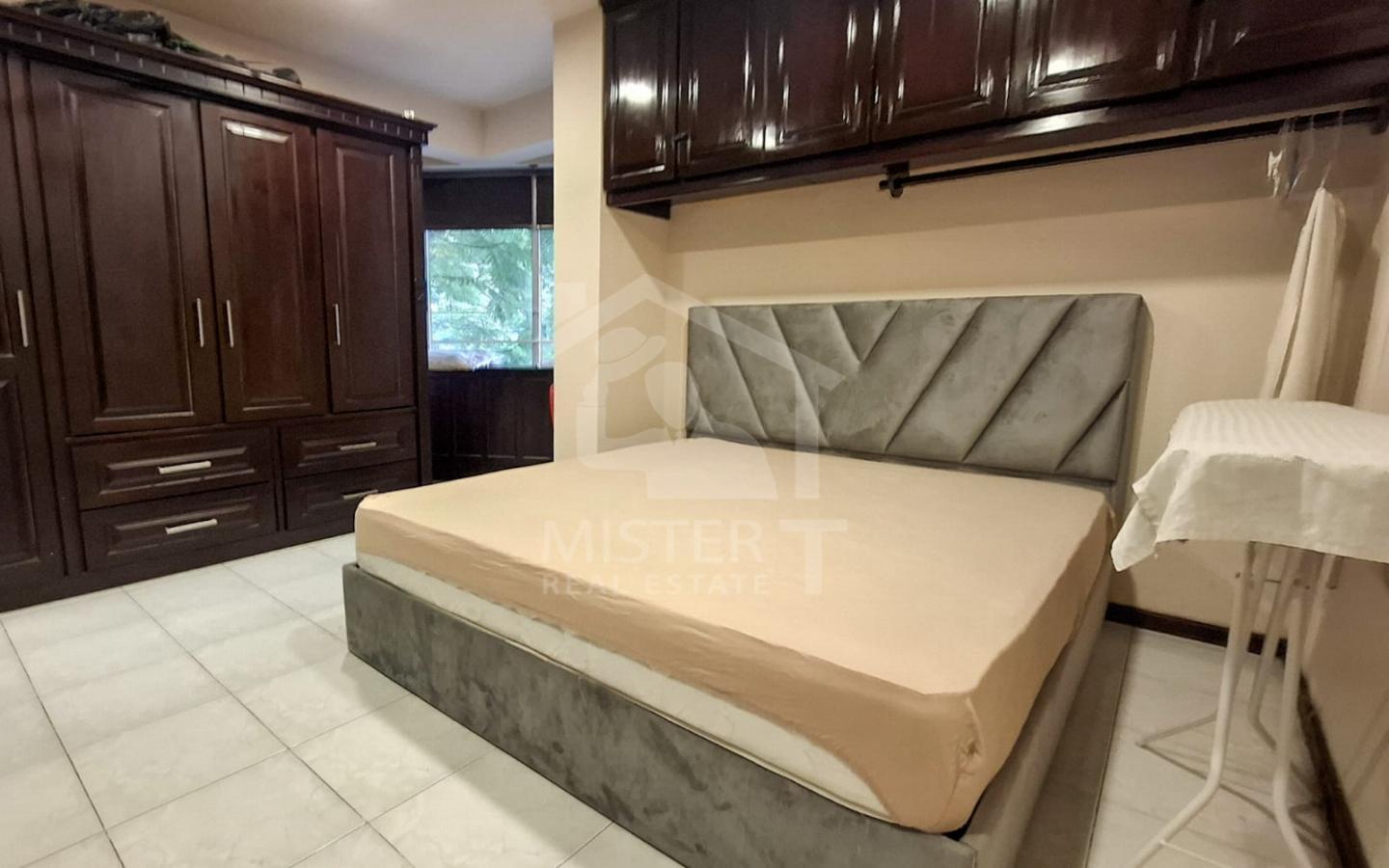 Apartment for Rent at Rockwood, Colombo 07- image 2