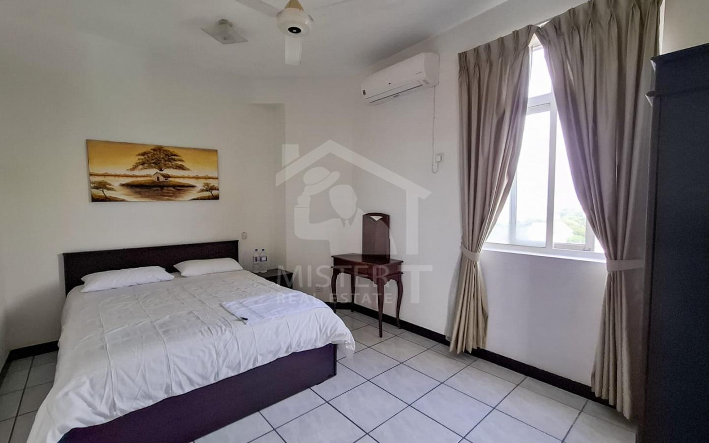 Apartment for Rent at Queens Court - image 2