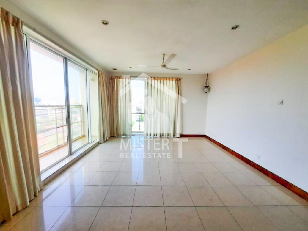 Apartment For Rent at Carriage House- image 3