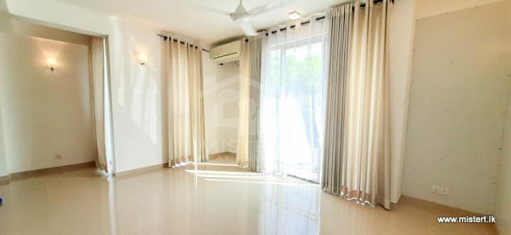 Private Apartment for Rent in Colombo 05- image 3