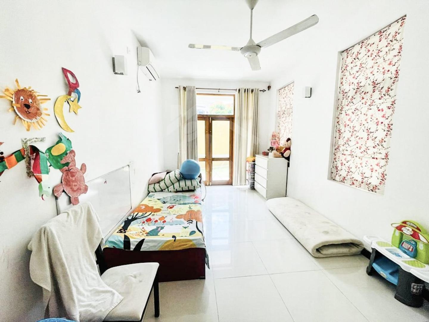 Luxury House for Rent in Nugegoda- image 3