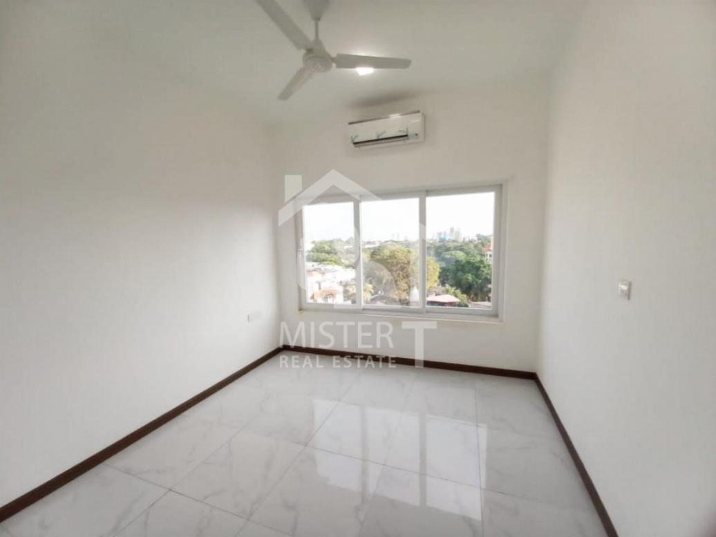 Apartment for Sale at Nalanda Gate, Colombo 10- image 3