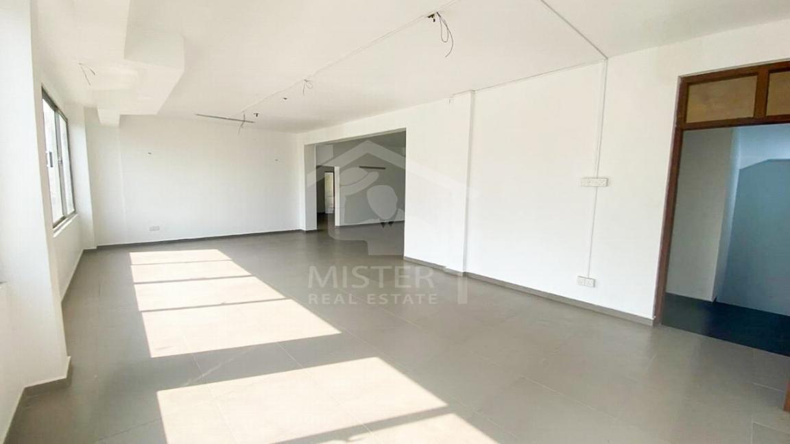 Commercial Building for Rent in Colombo 04- image 3