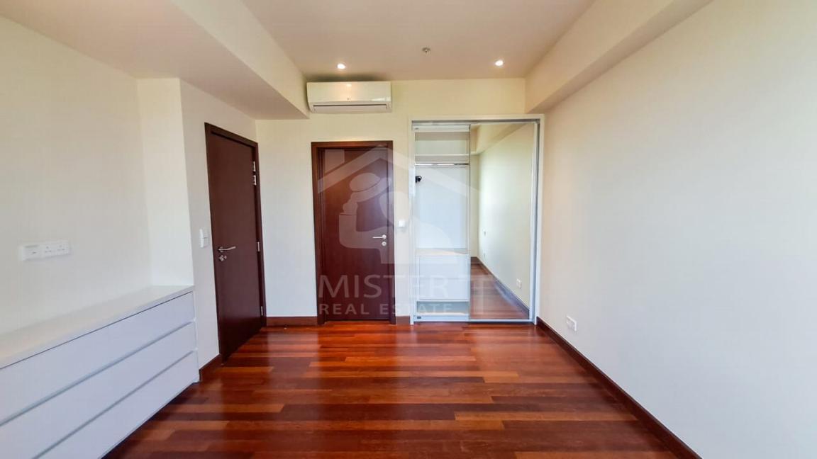 Apartment for Rent at Cinnamon Life, Colombo 02- image 3