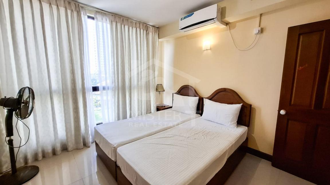 Apartment for Rent at Crescat, Colombo 03- image 3