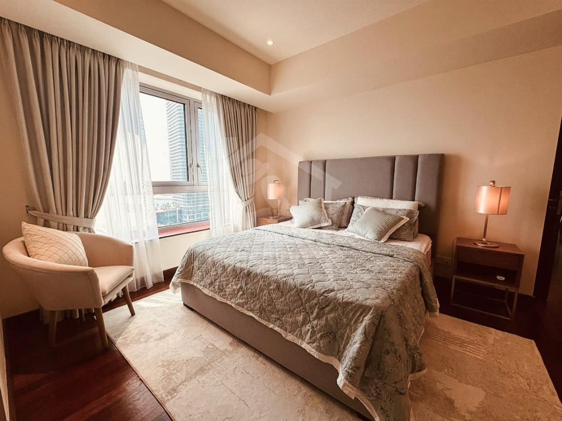 Apartment for Rent at Cinnamon Life, Colombo 02- image 3