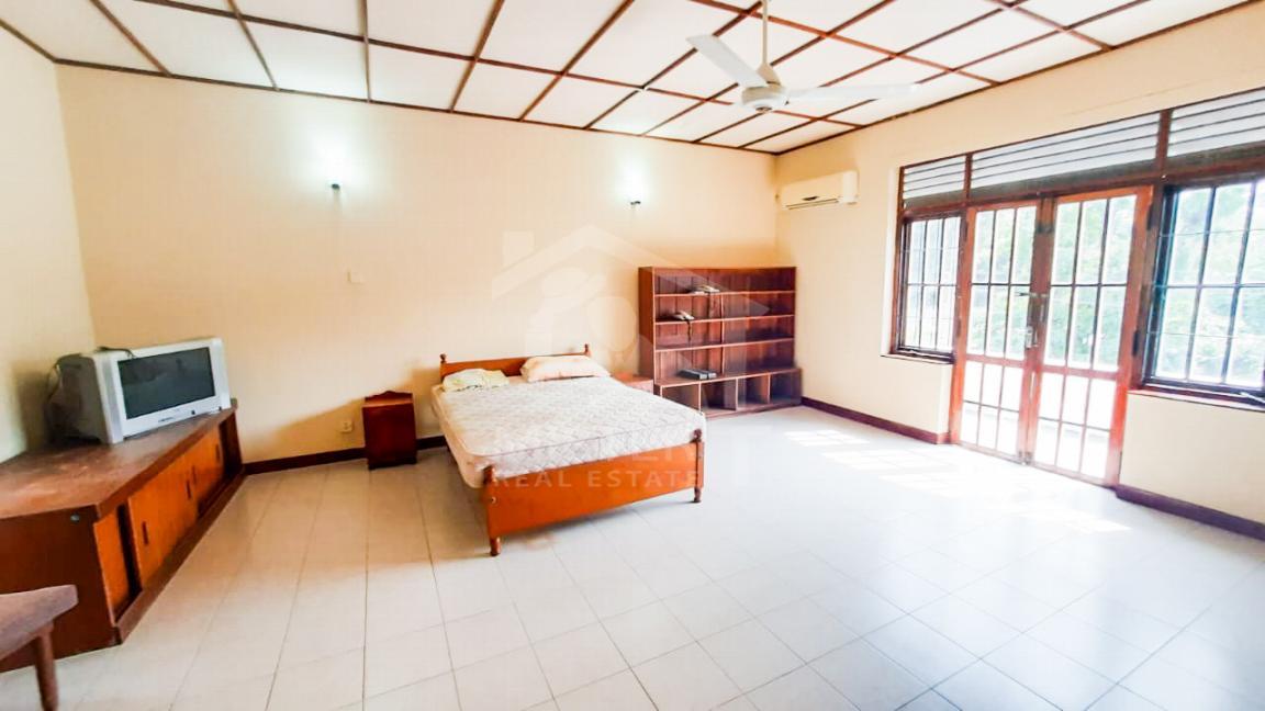 House for Rent in Colombo 8 - image 4