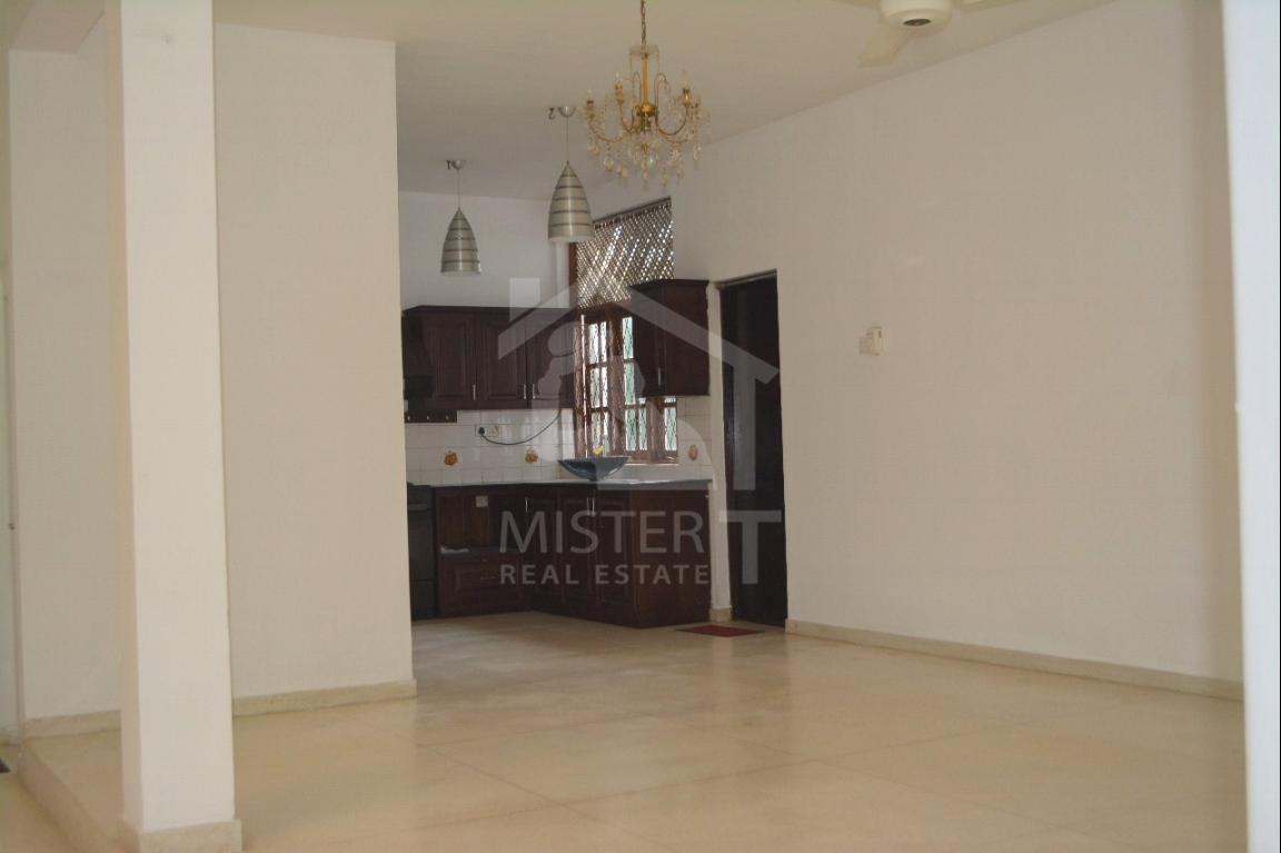 House for Rent in Battaramulla- image 4