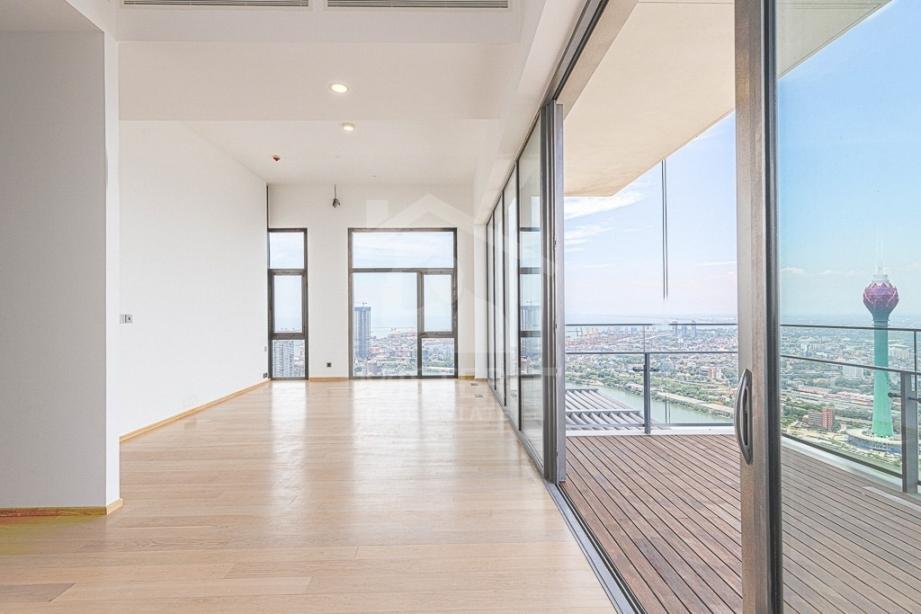 Penthouse for Rent at Altair - image 4